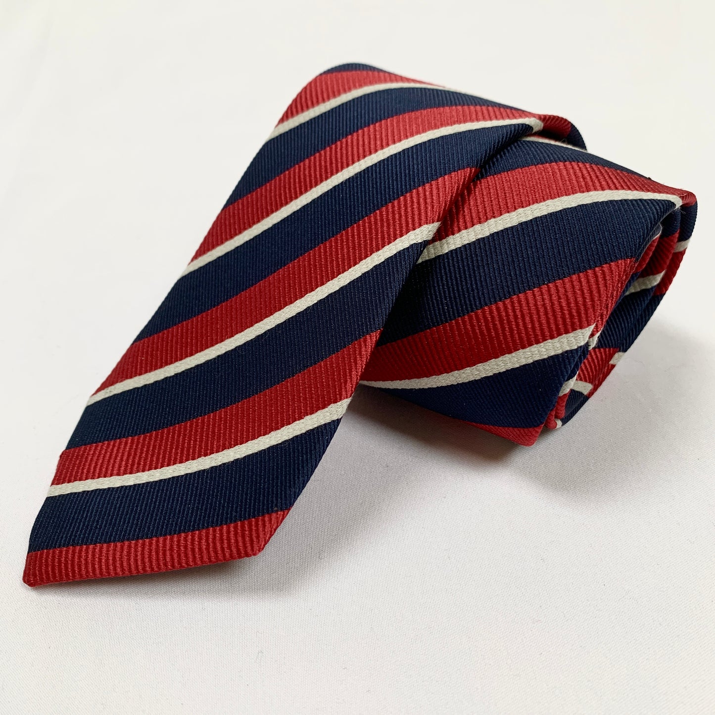 Gucci Striped Pimentone Neck Tie in Midnight Blue and Red