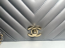 Load image into Gallery viewer, Chanel Quilted Chevron