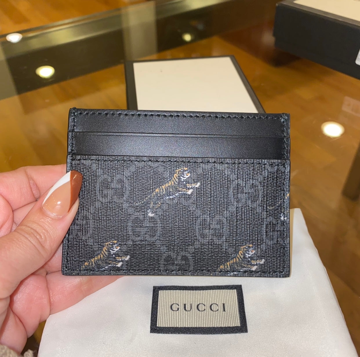 Gucci Black GG Supreme Coated Canvas Tiger Print Card Holder - Yoogi's  Closet