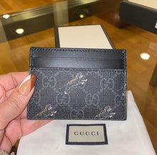 Load image into Gallery viewer, Gucci GG Supreme Canvas Tiger Print Cardholder in Black