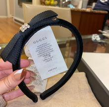 Load image into Gallery viewer, GUCCI Velvet Headband With Crystal Bow