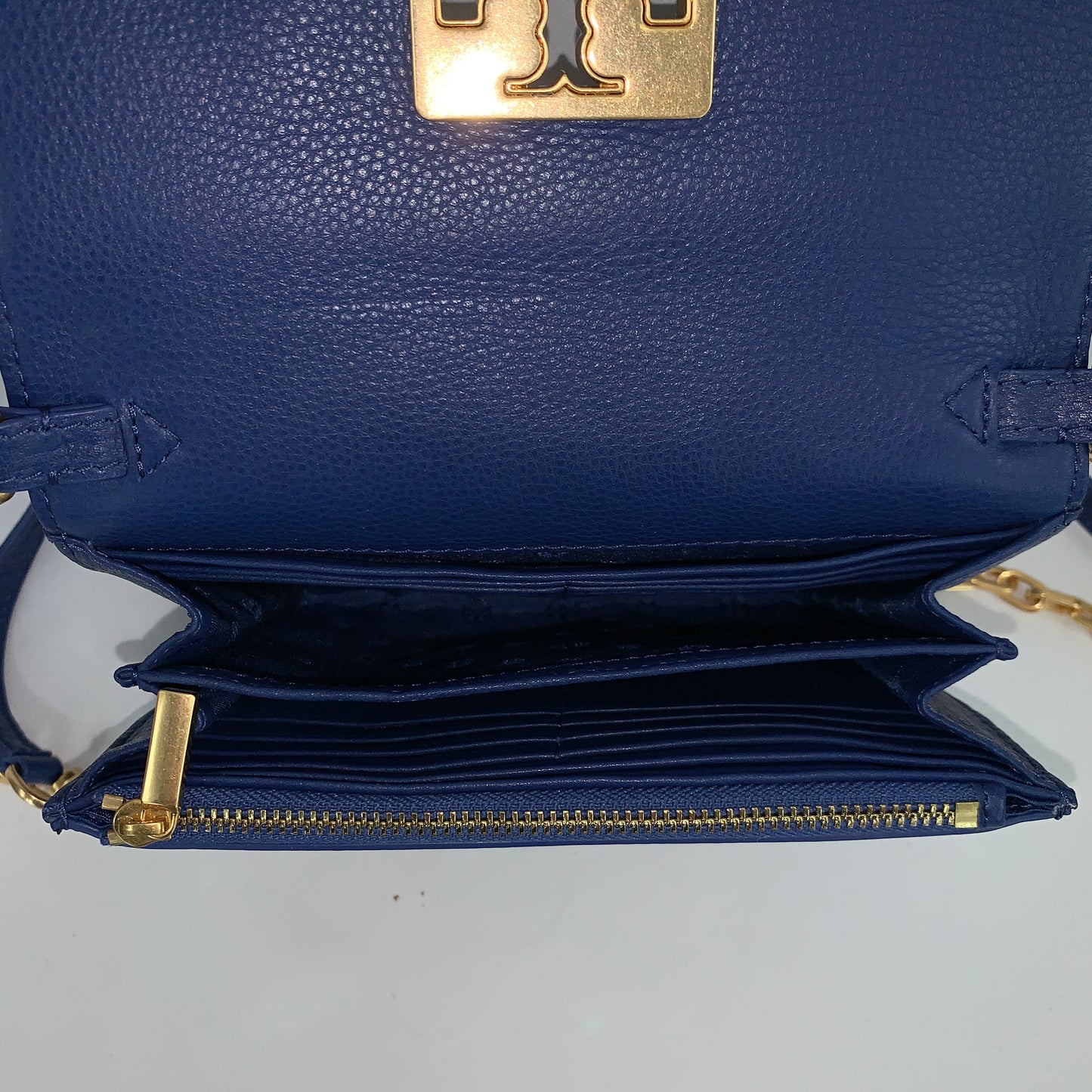 Tory Burch Britten Chain Wallet in Fresh Blueberry