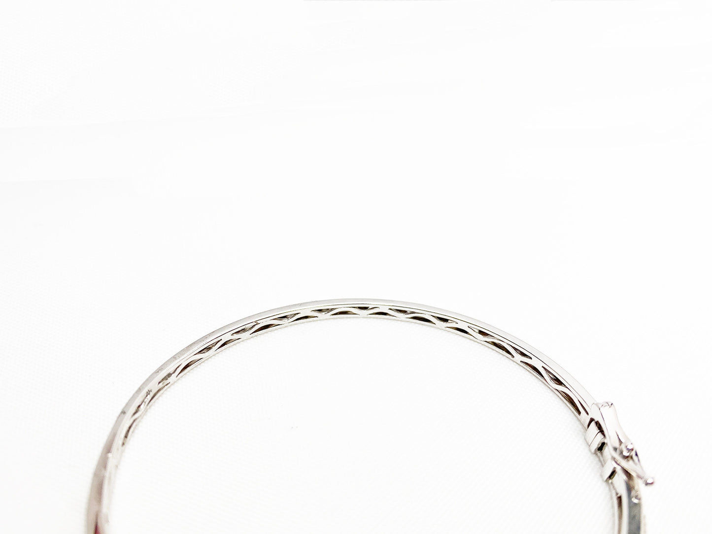 Genuine IGI Certified 14K White Gold Diamond Bracelet