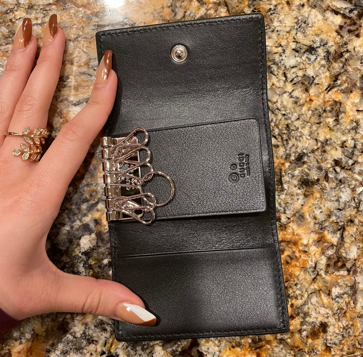 Gucci GG Open Tri-fold Key Holder in Black for Men