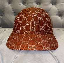 Load image into Gallery viewer, Gucci Interlocking GG Brown Velvet Baseball Hat