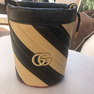Gucci GG Marmont Bucket Bag in Black and Beige with Red Trim