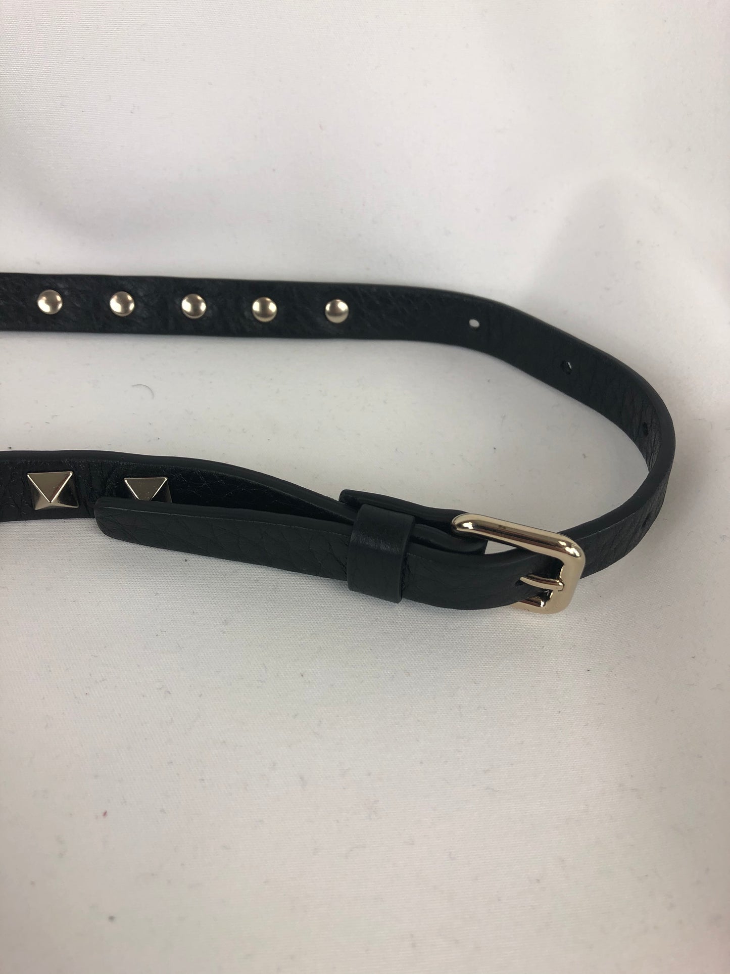 Valentino Garavani Rockstud Small Shoulder Bag in Black