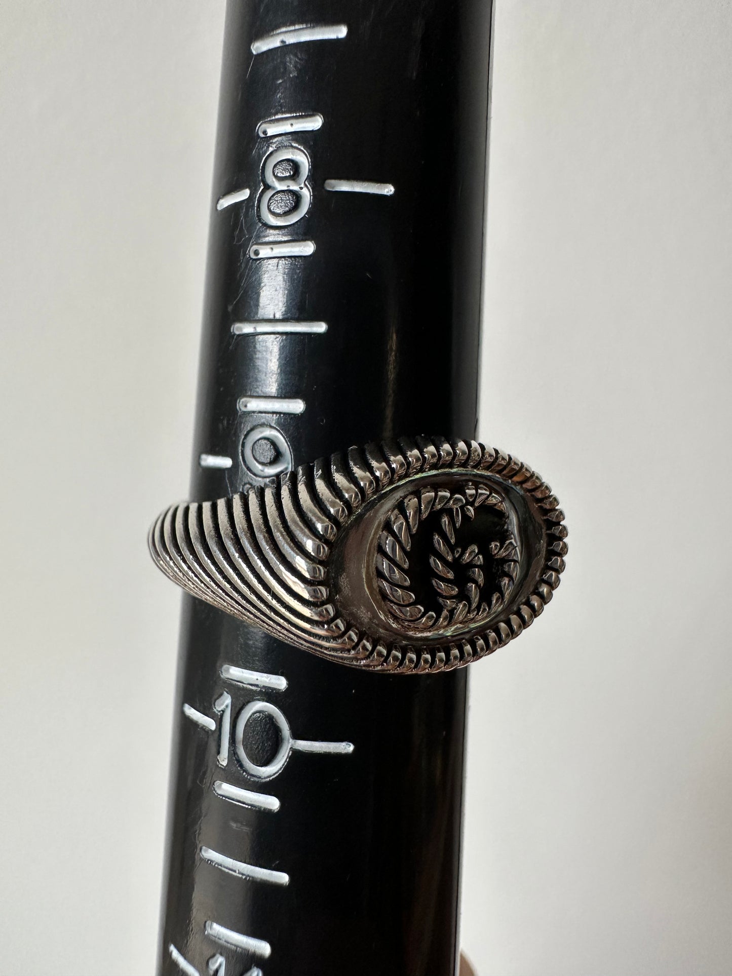 Gucci Interlocking GG Signet Ring