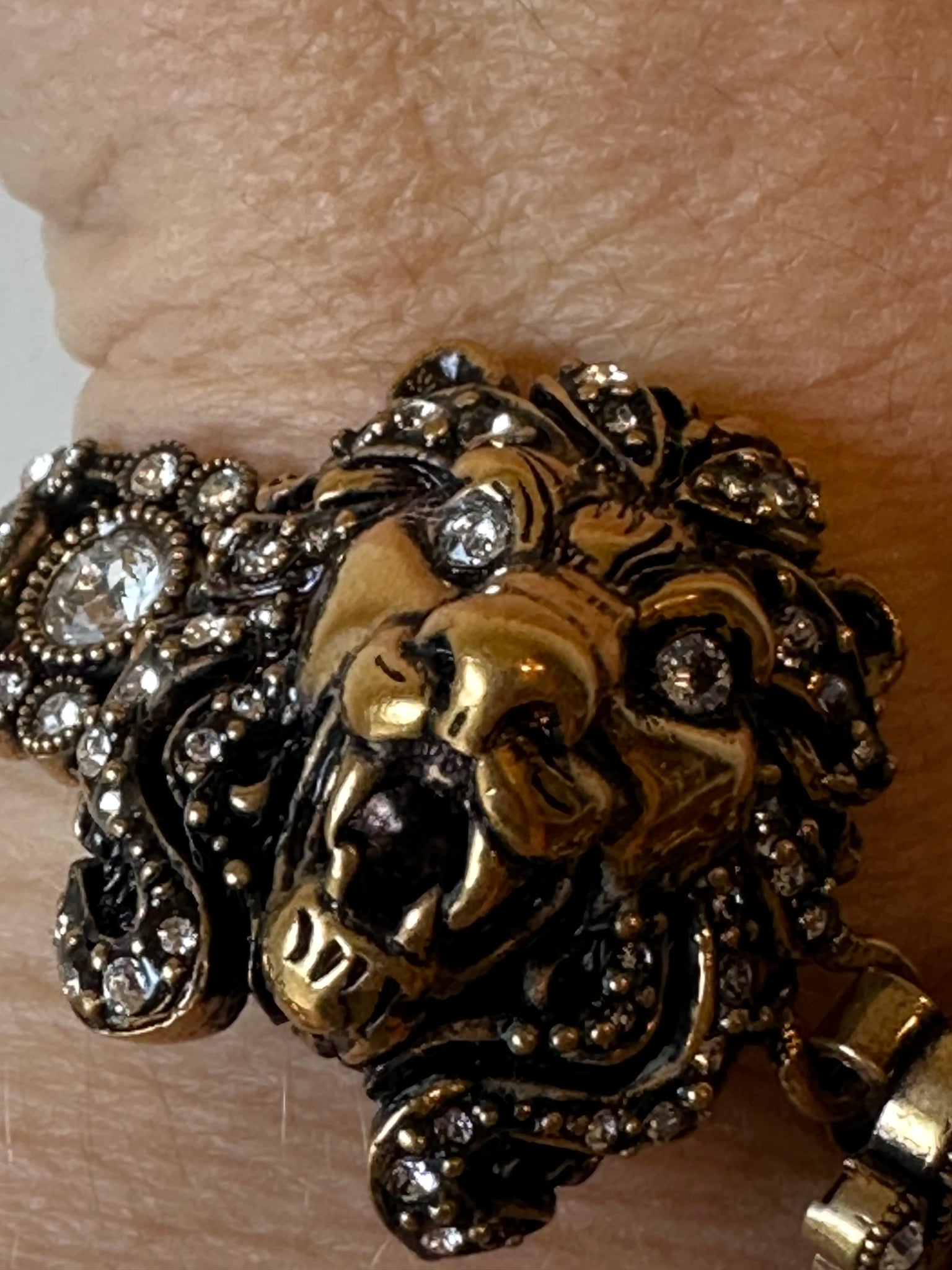 Gucci Lionhead Mane Cuff Bracelet in Antique Gold Small