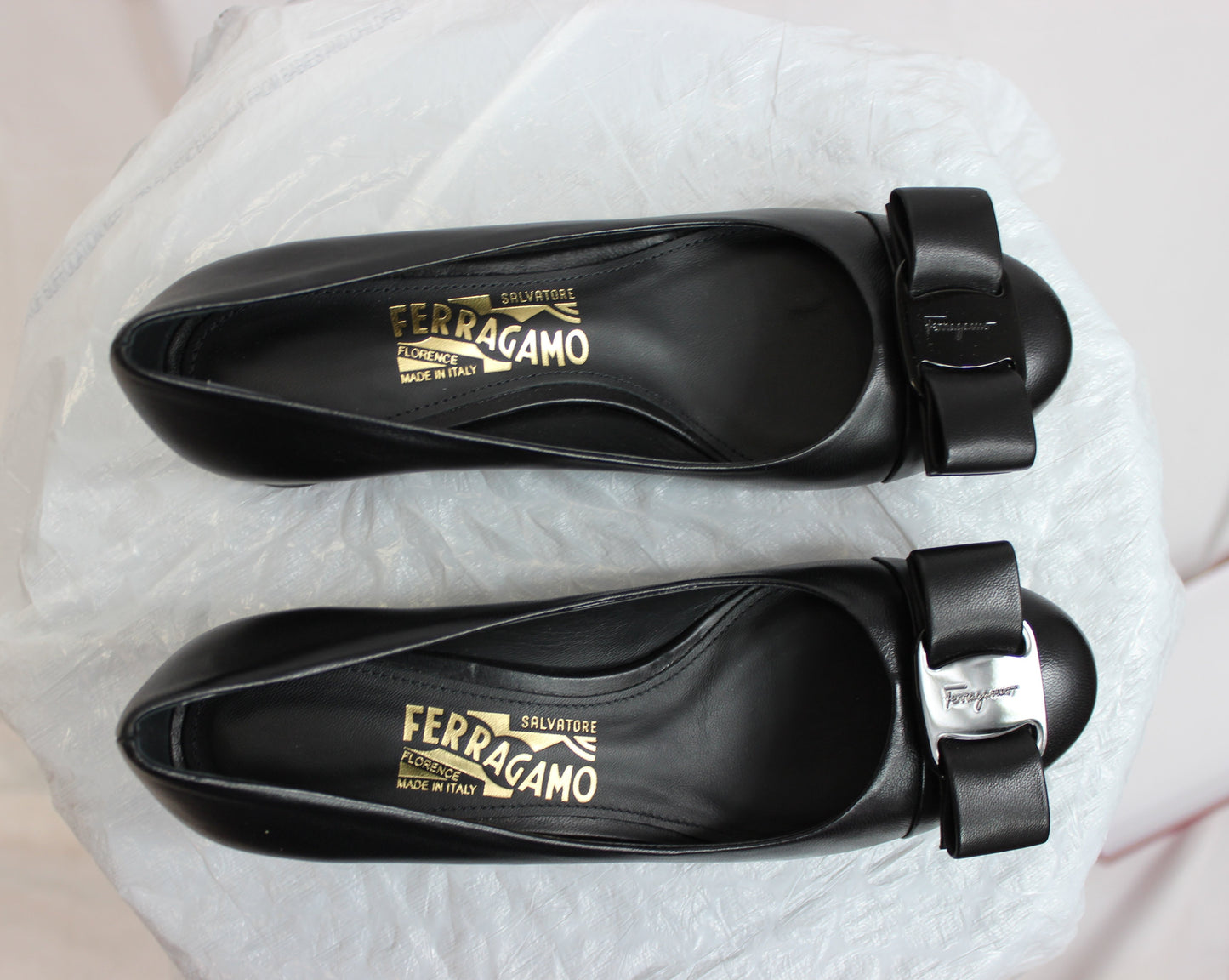 Salvatore Ferragamo IV React Pumps in Black