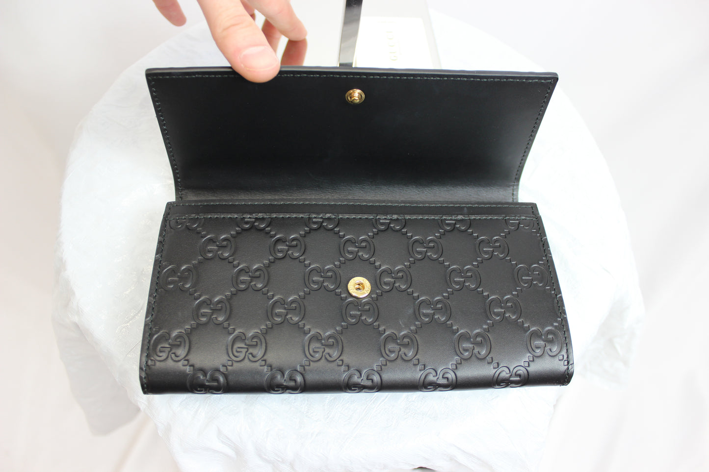 Gucci Signature Guccissima GG Wallet in Black
