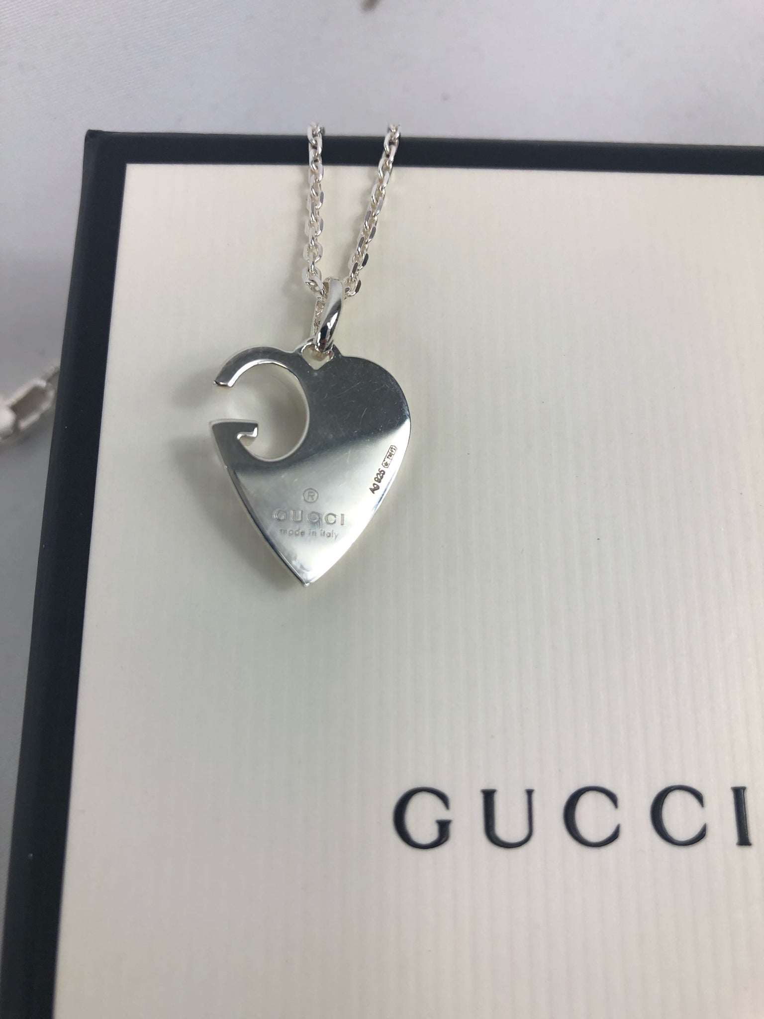 Gucci Sterling Silver Charlotte Heart Necklace –
