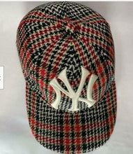 Load image into Gallery viewer, Gucci Tweed Baseball Hat