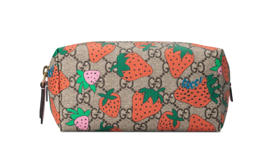 GUCCI Strawberry Printed Bifold Wallet GG Supreme Canvas Pink Red