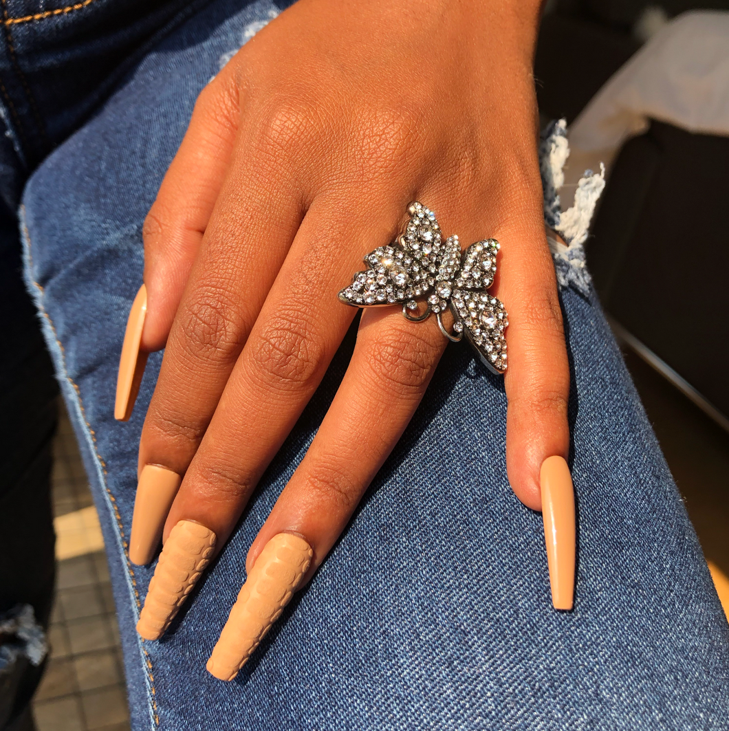 Gucci Crystal Embellished Butterfly Motif Ring in Silver