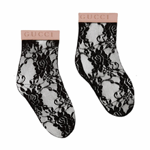 Load image into Gallery viewer, Gucci Floral Lace Ankle Socks in Black