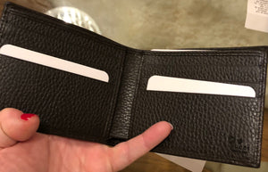Gucci GG Supreme Canvas Bifold Wallet in Beige