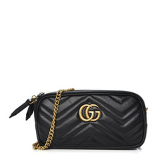 Load image into Gallery viewer, Gucci Interlocking GG Black Chevron Shoulder Bag