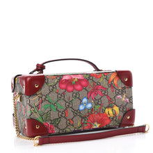 Load image into Gallery viewer, Gucci GG Supreme Monogram Flora Padlock Jewelry Case in Red
