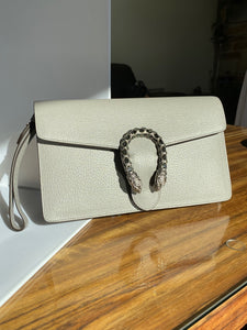 Gucci Dionysus Leather Purse in Gray