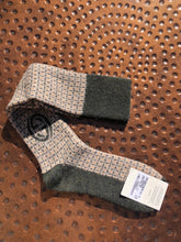 Load image into Gallery viewer, Gucci Soft Combed Wool Knee High Socks in Green