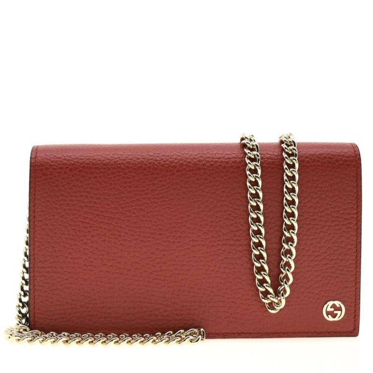 Gucci Crossbody Wallet on a Chain in Red