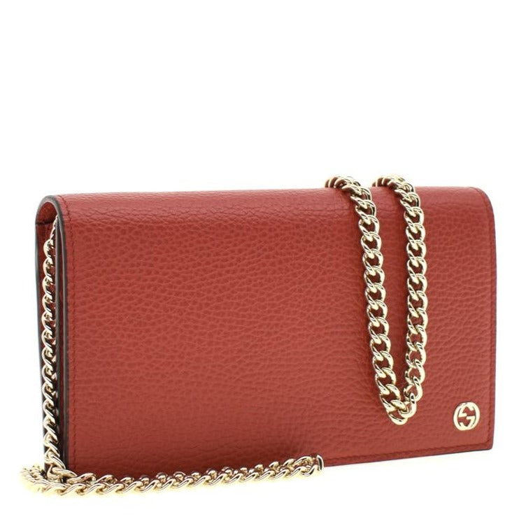 Gucci Crossbody Wallet on a Chain in Red
