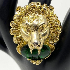 Gucci Lion Head Ring with Green Swarovski Crystal in Gold