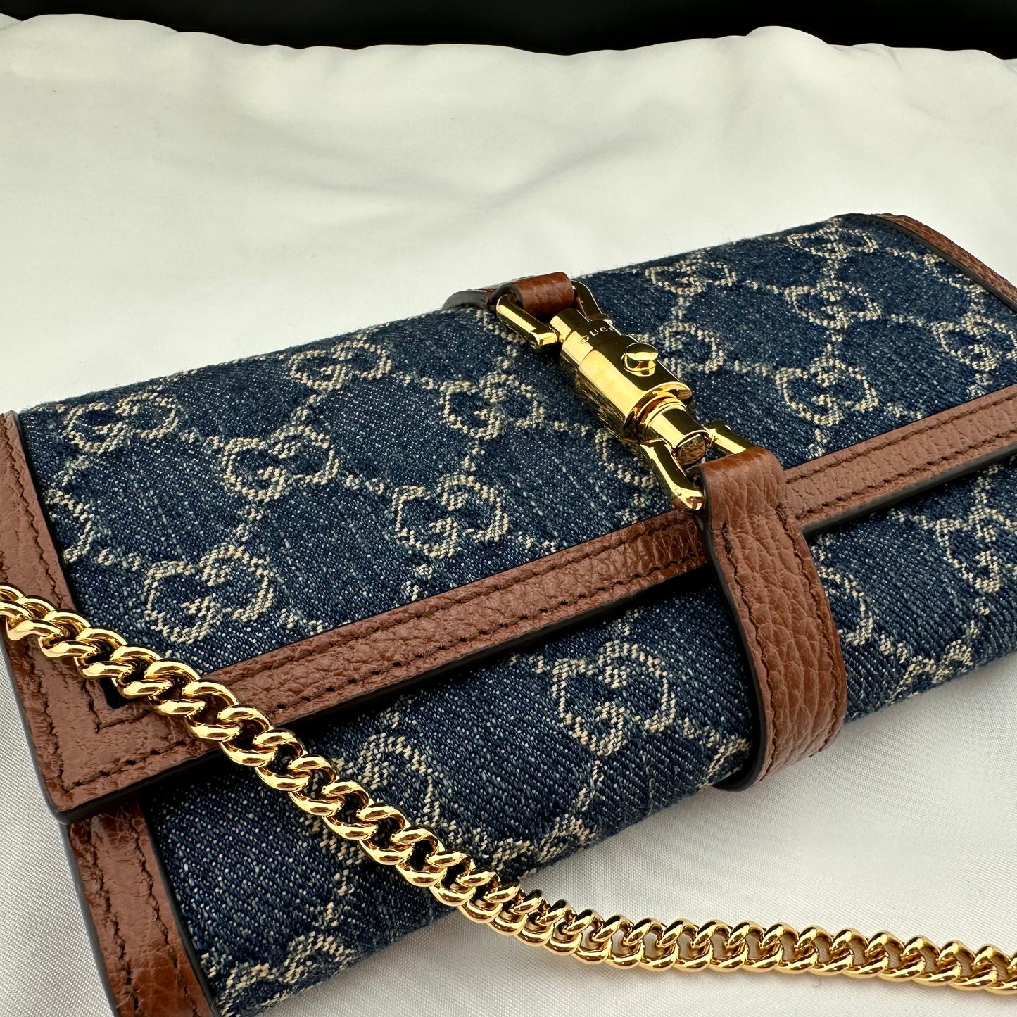 Gucci GG Denim Jackie 1961 Chain Wallet