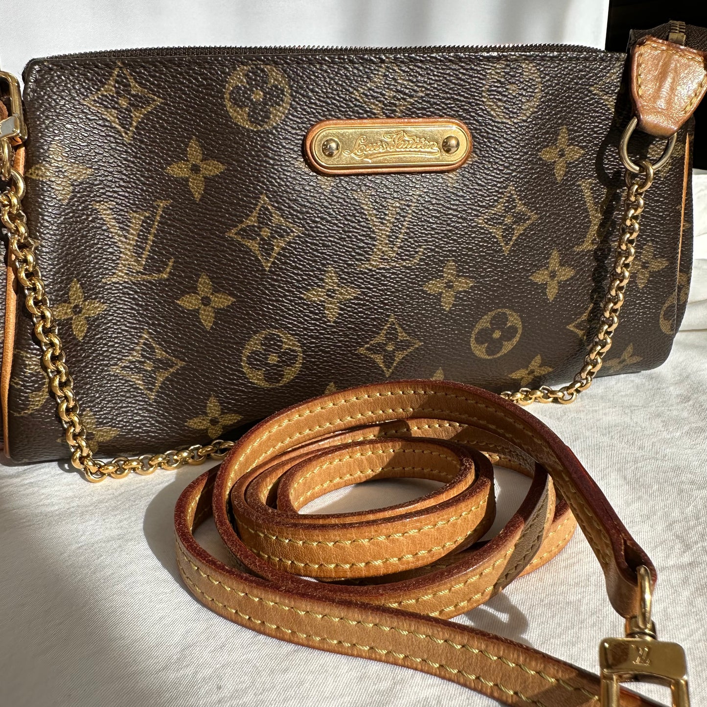 PREOWNED Authentic Louis Vuitton Eva Shoulder Bag Convertible to Crossbody Bag