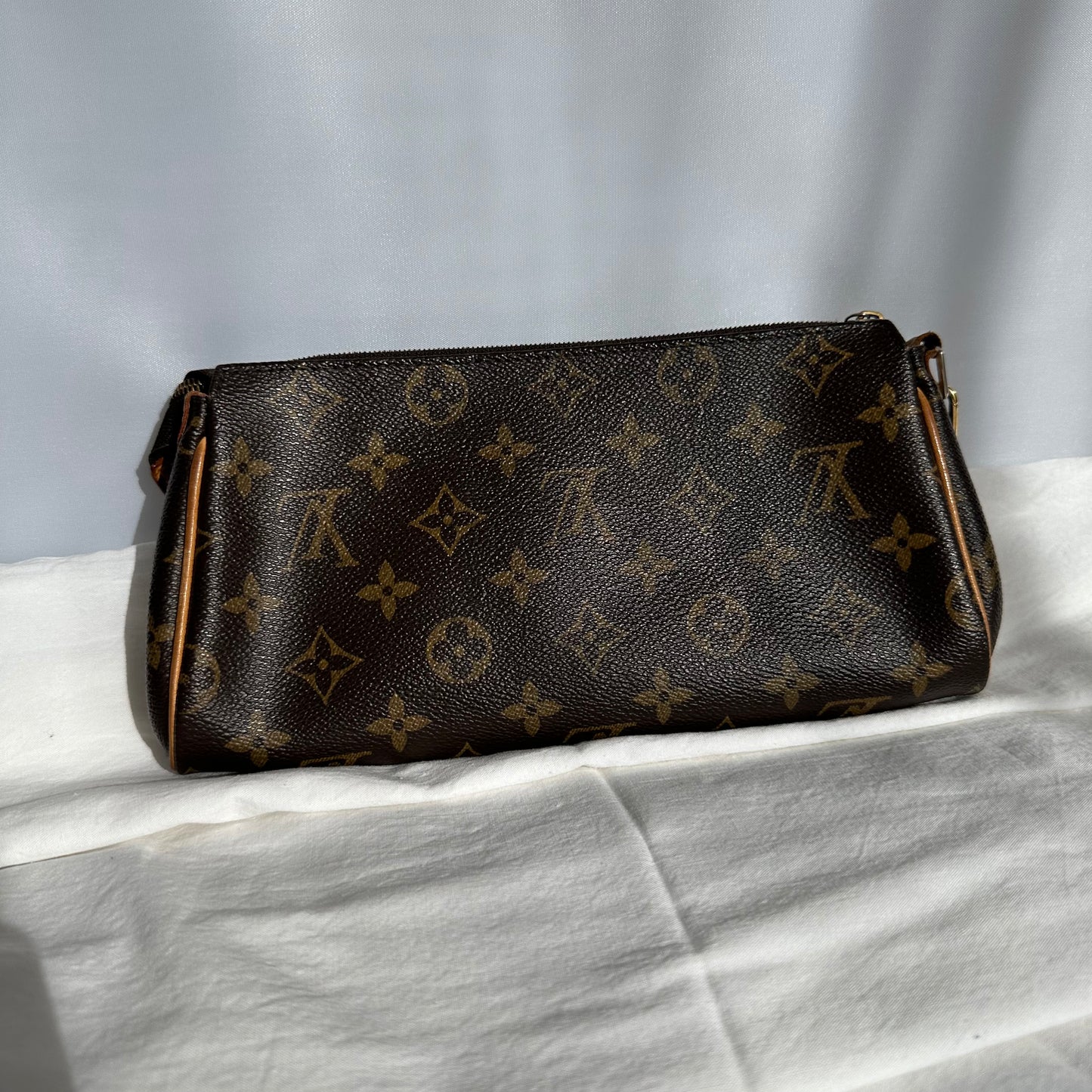 PREOWNED Authentic Louis Vuitton Eva Shoulder Bag Convertible to Crossbody Bag