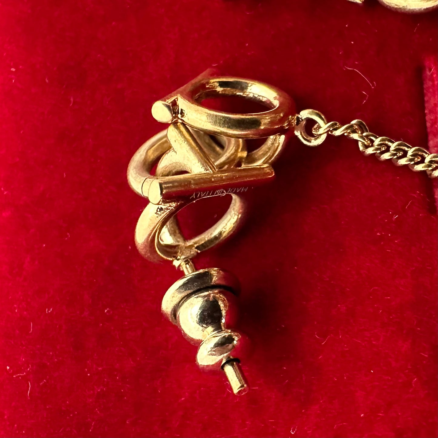 Salvatore Ferragamo Gancini Chain Drop Earrings With Pearl In Gold