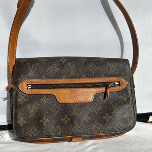 PREOWNED Authentic Louis Vuitton Saint Germain Crossbody Bag