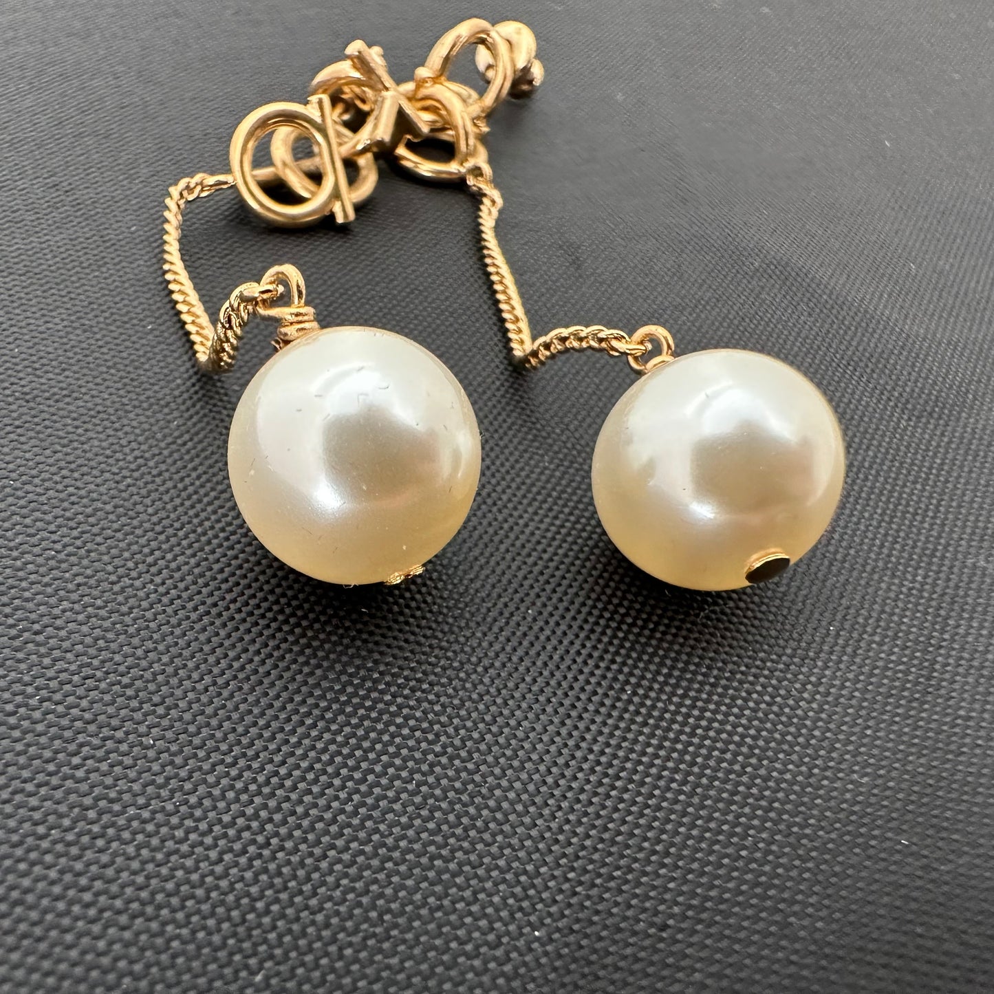 Salvatore Ferragamo Gancini Chain Drop Earrings With Pearl In Gold