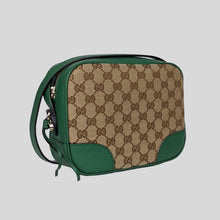 Load image into Gallery viewer, Gucci Canvas Supreme Camera Bag Emerald Green