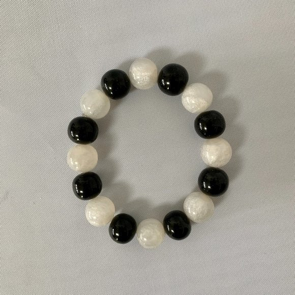 Gavriel Resin Beaded Bracelet in Black and White