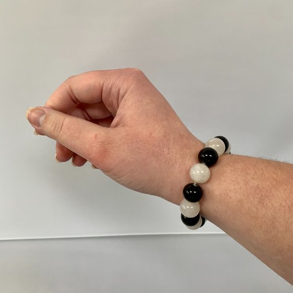 Gavriel Resin Beaded Bracelet in Black and White