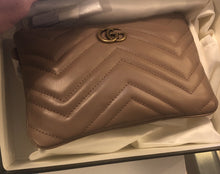Load image into Gallery viewer, Gucci GG Marmont Matelassé Leather Clutch with Wristlet Strap in Dusty Rose
