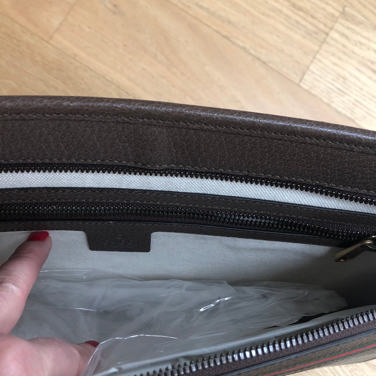 Gucci Ophidia GG Supreme Portfolio and Document Holder