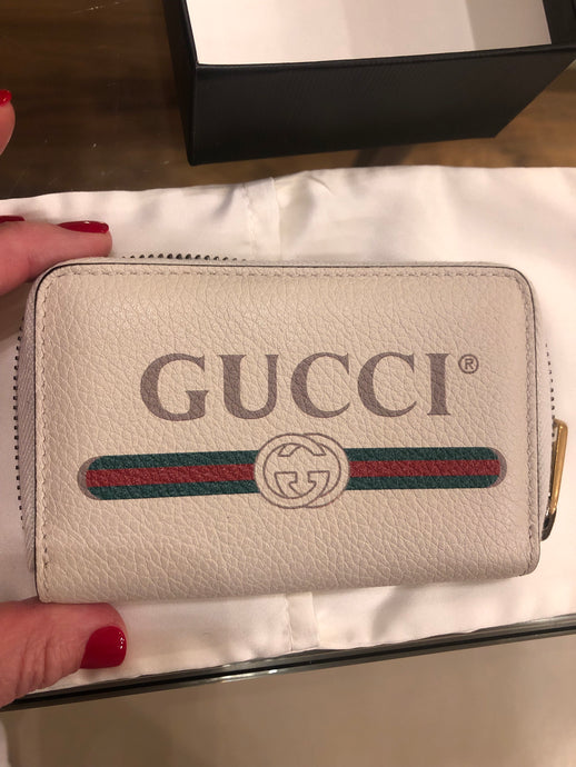 Gucci 80s Small Zip Around Card Case in White